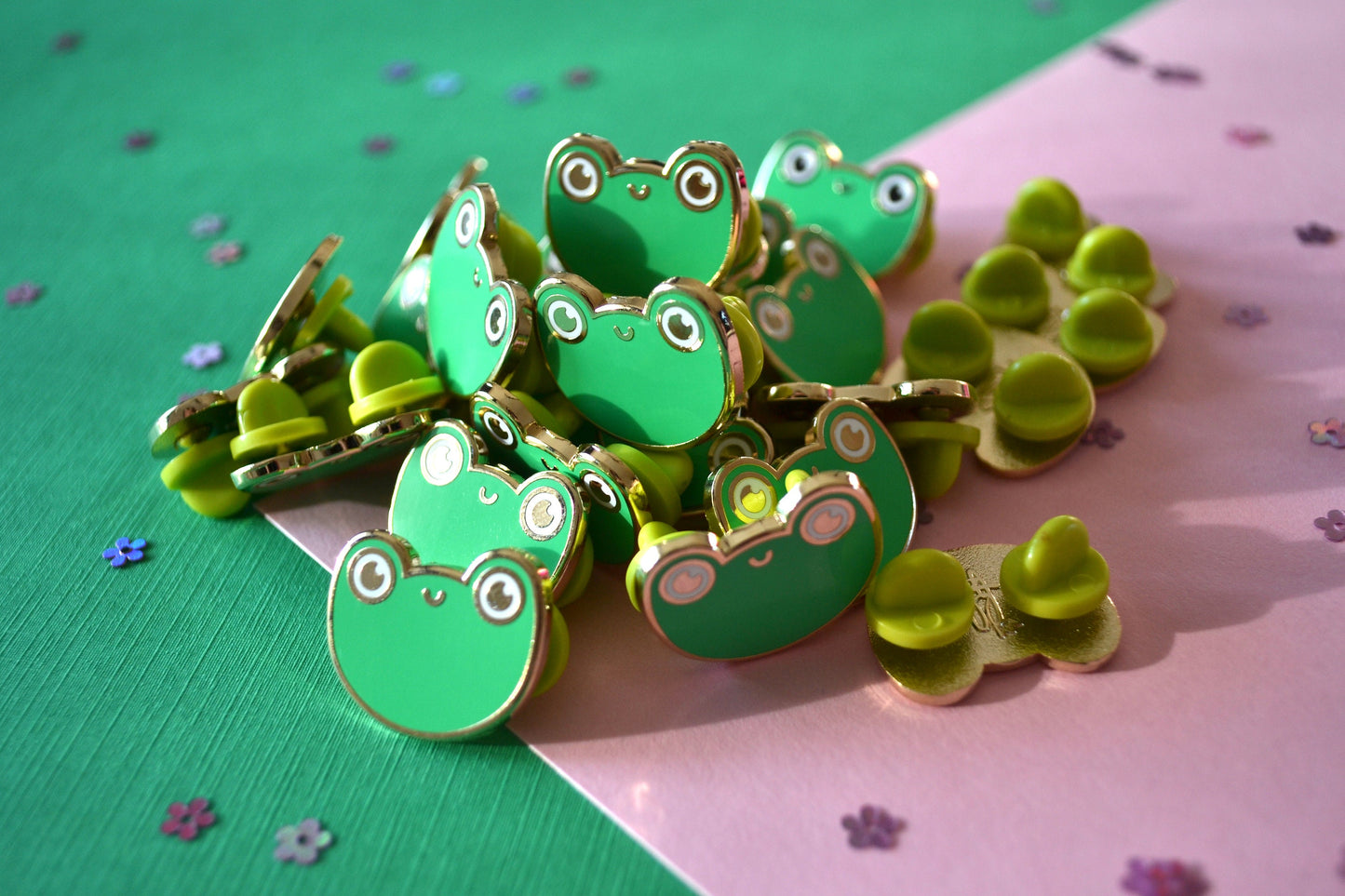 Froggie - Enamel Pin
